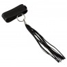 Halsband und Flogger